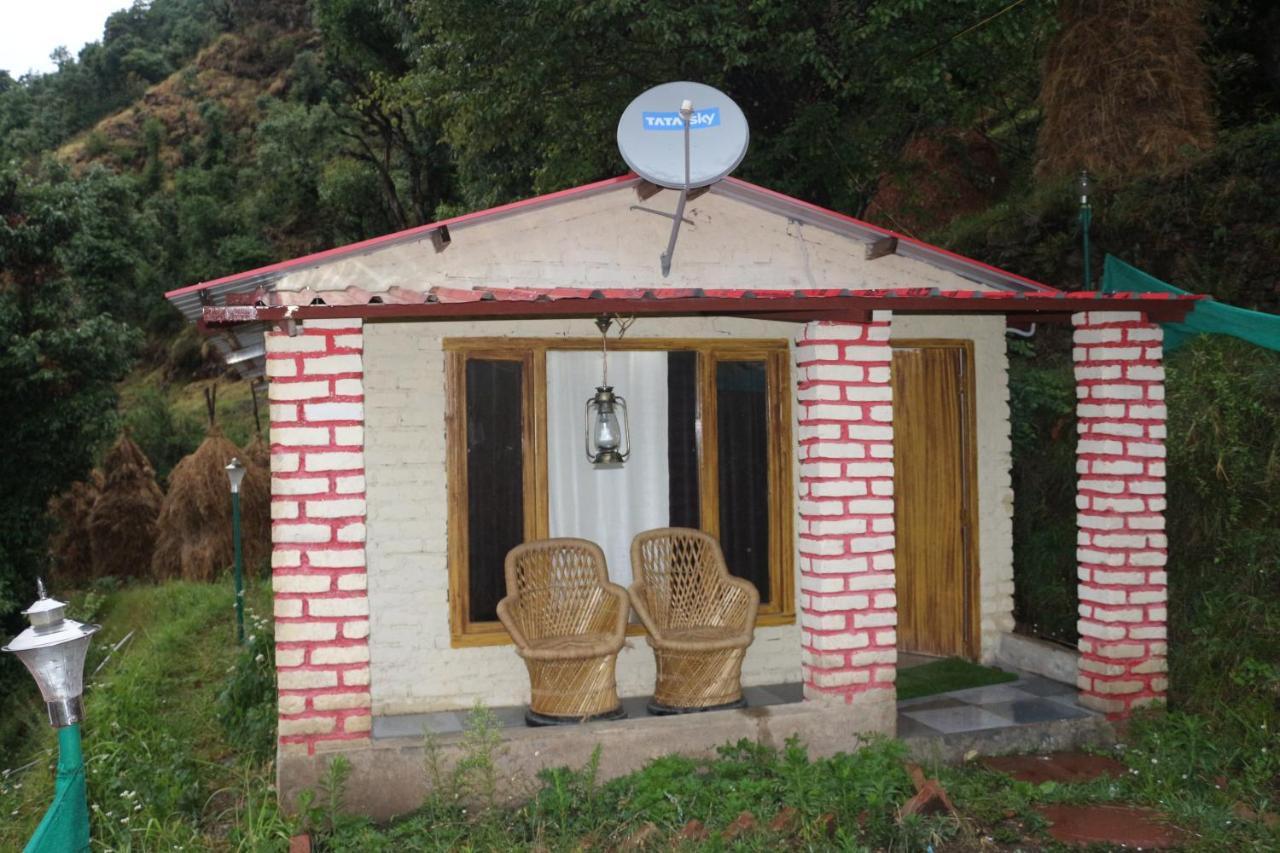 Cosmo Cottages Kanatal Eksteriør bilde